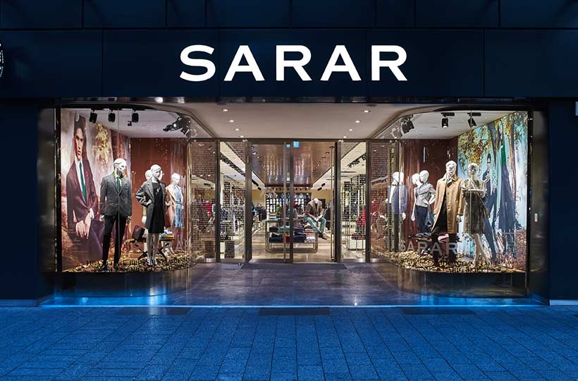  Interior view of the Sarar shop in Düsseldorf, reference shop of Figo GmbH, shop design, shop concept, project management and construction management 